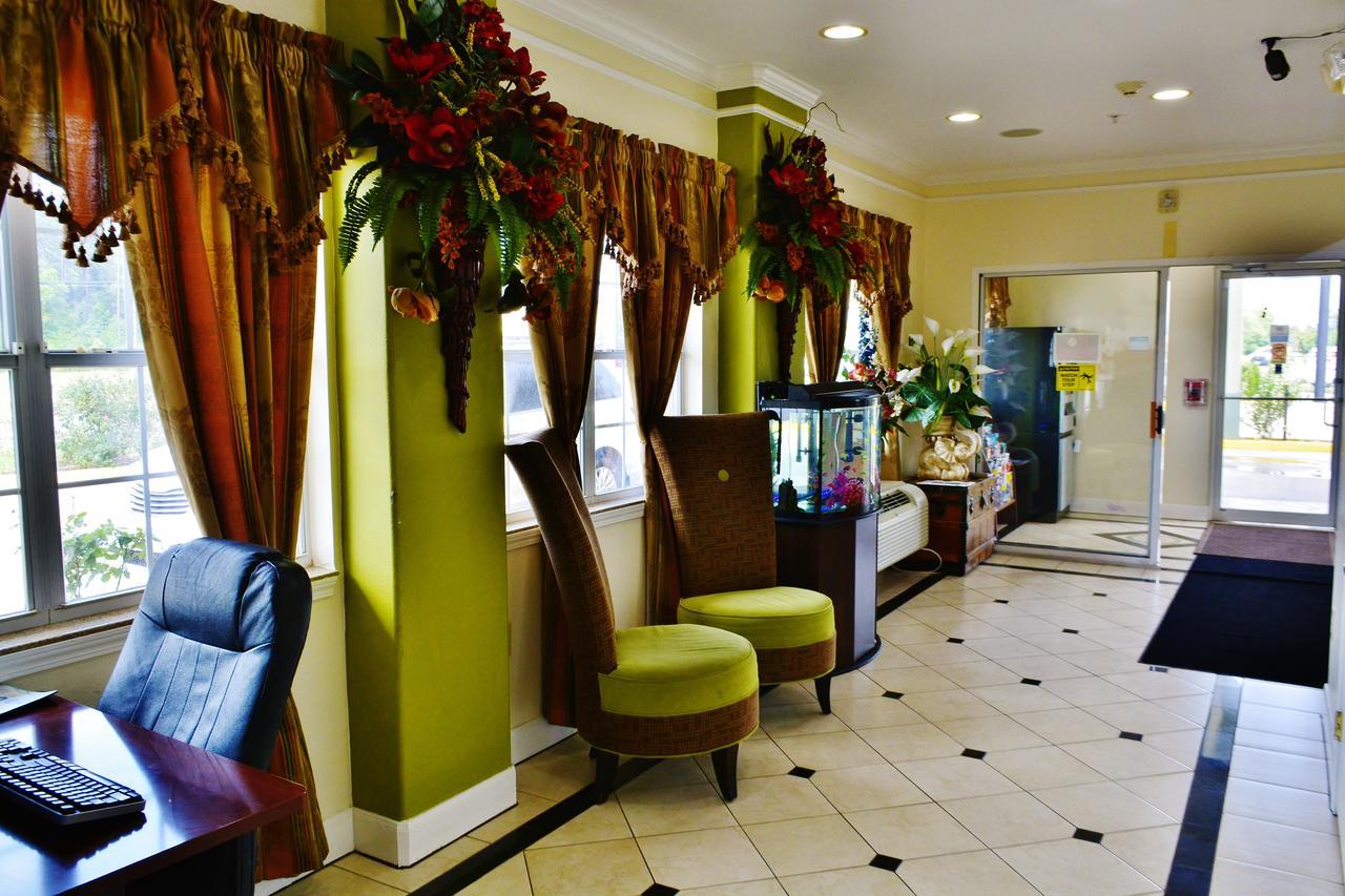 Scottish Inn And Suites Alvin Esterno foto