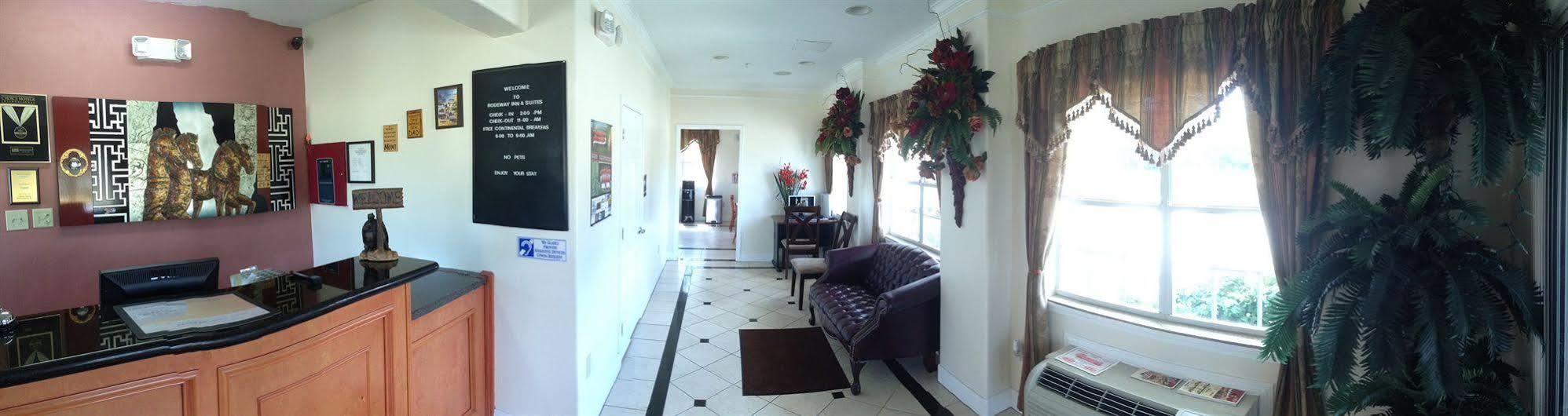 Scottish Inn And Suites Alvin Esterno foto
